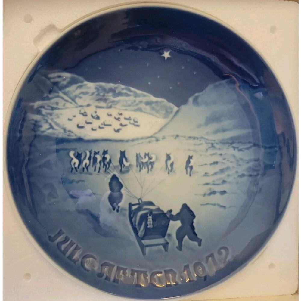 Bing & Grondahl Copenhagen Greenland Jule Aften Porcelain Decor‎ Christmas Plate